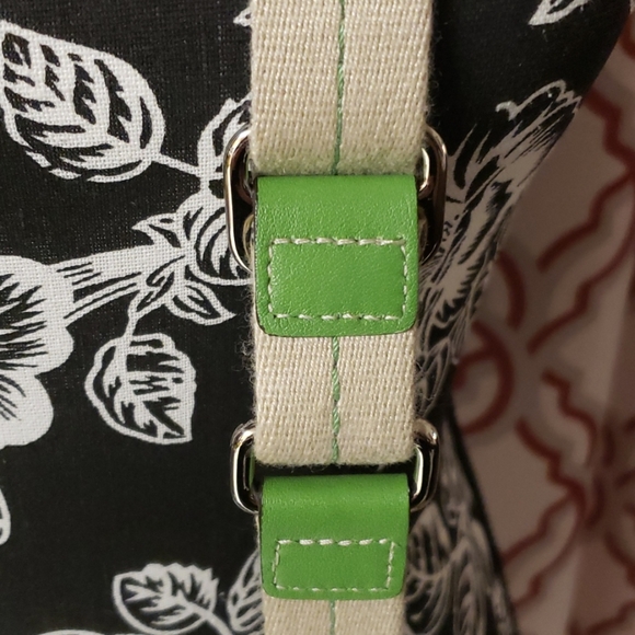 Coach Crossbody - Picture 6 of 6